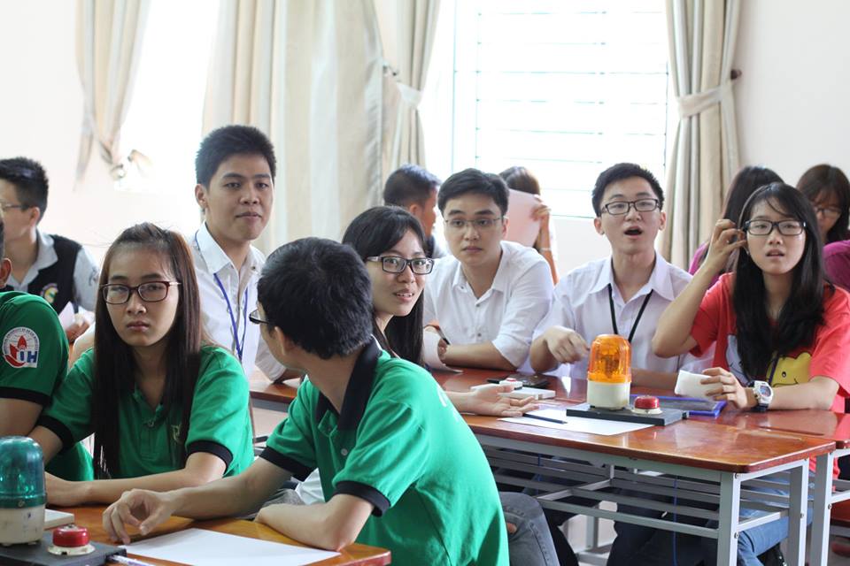 Vòng[-]2[-]Cuộc[-]thi[-]Môi[-]Trường[-]Xanh[-]2016[-]-[-]Đường[-]lên[-]đỉnh[-]Olympia